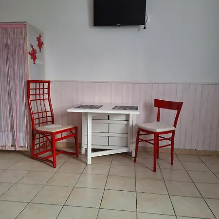 Holiday home Tiny Torbiera